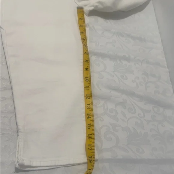 Mother Hi-Waist Capri Jeans. Ladies 32 - Picture 14 of 16